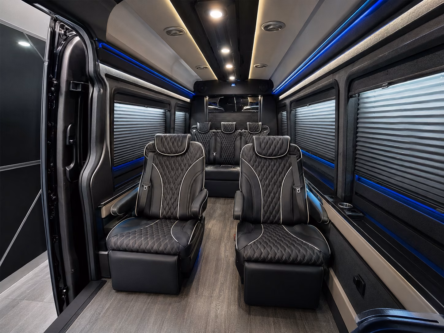 airport transfer buses for convention groups flying into beaumont