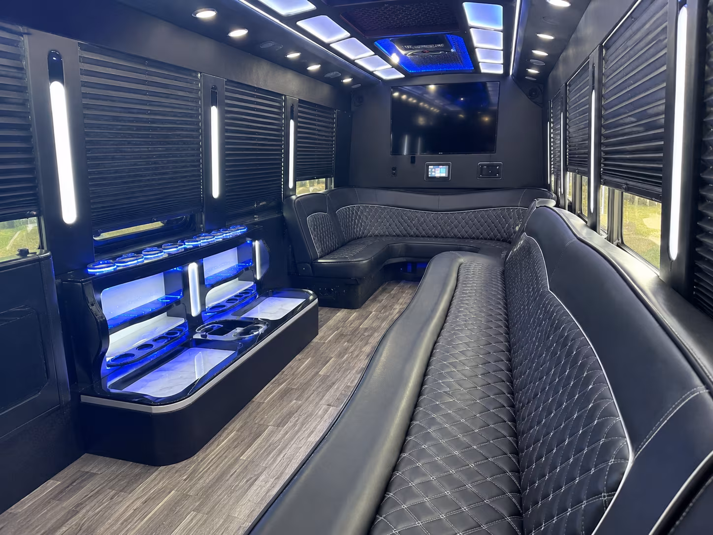 beaumont new years eve party bus rental