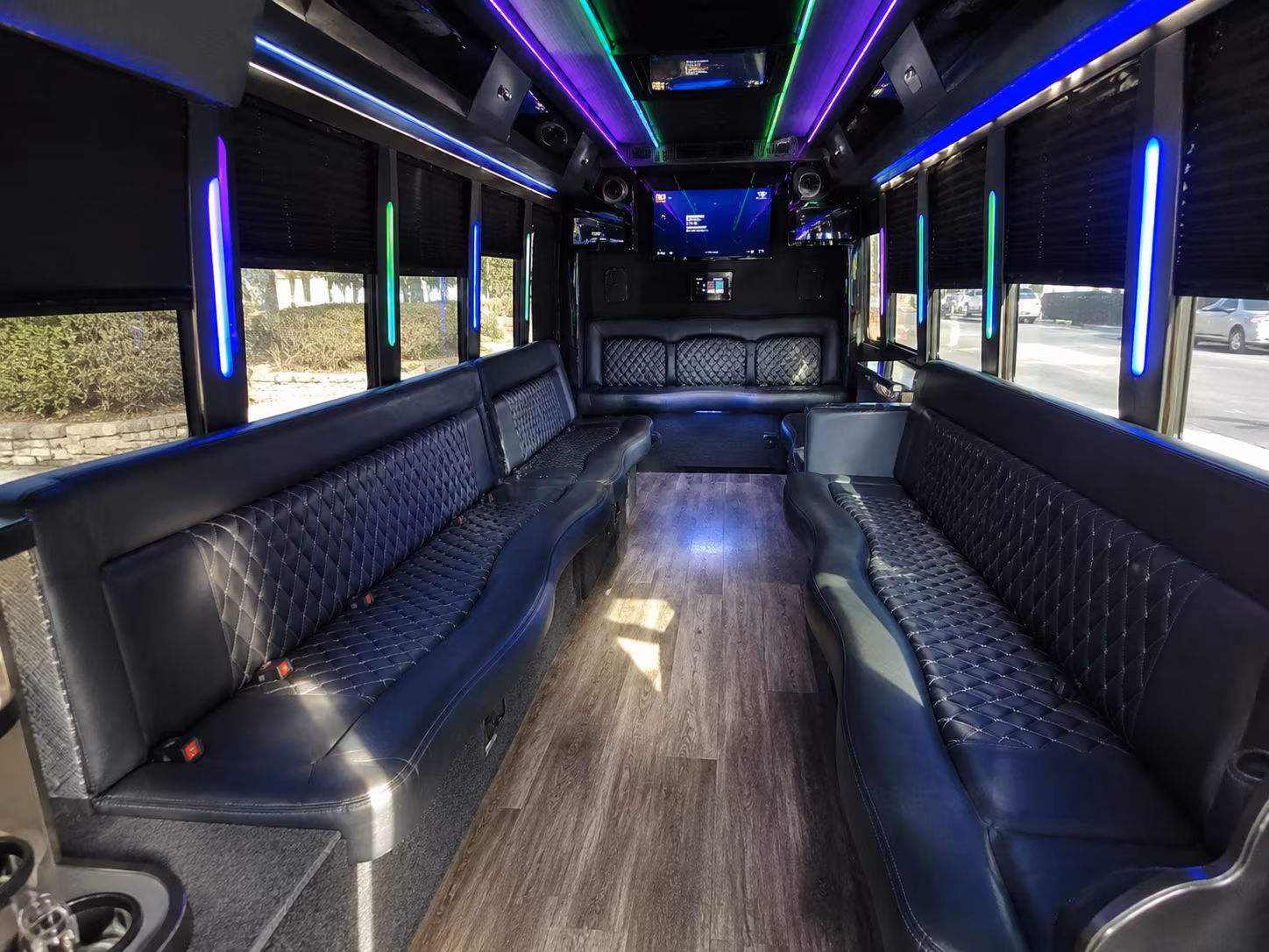 beaumont party buses for crockett street bar crawls