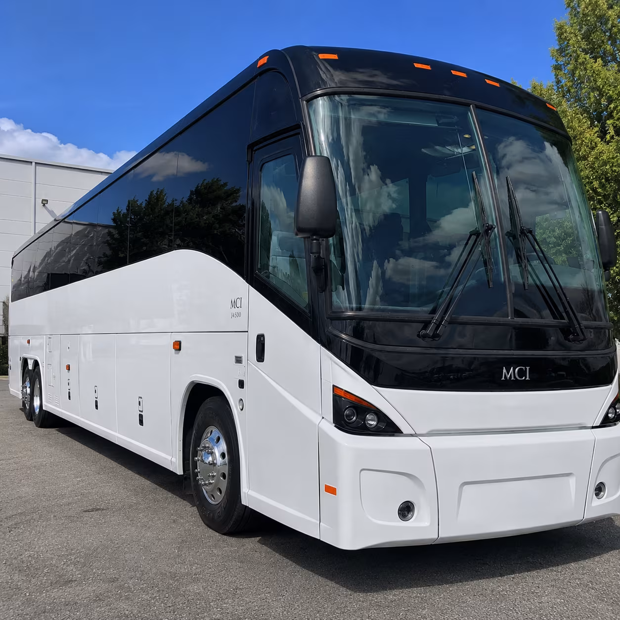 charter buses for concerts and live events at ford park