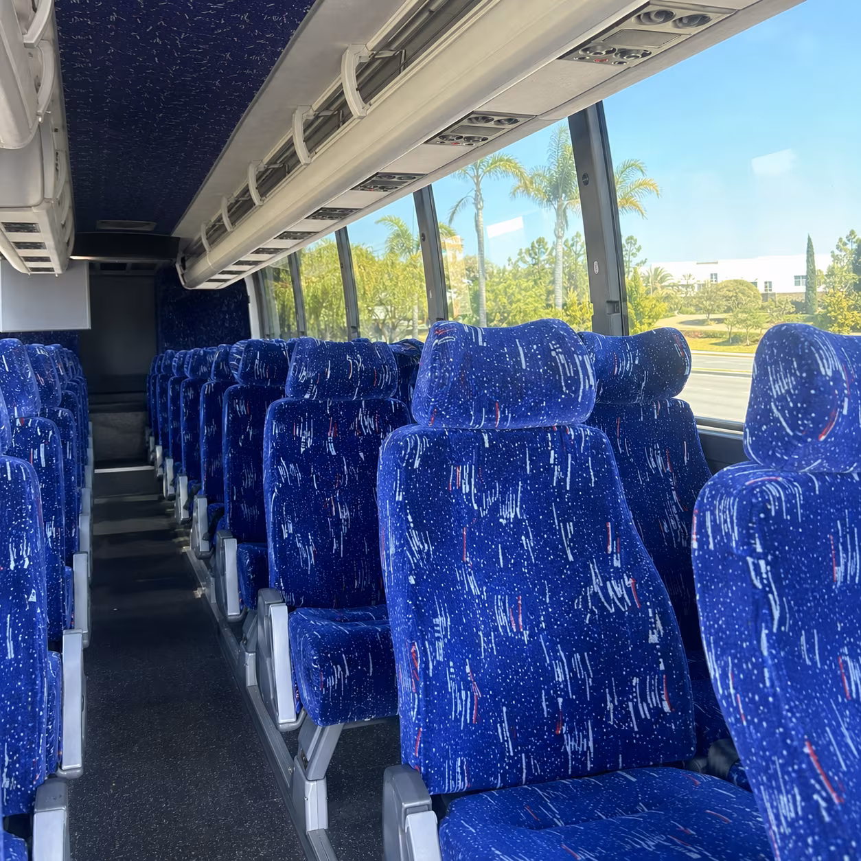 charter buses to lamar cardinals games and beaumont college sporting events