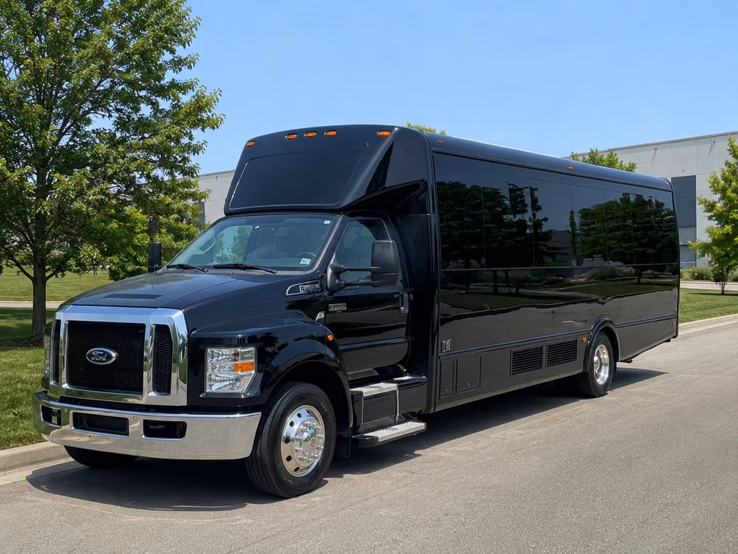 party buses and fan shuttles to ford park arena events in beaumont